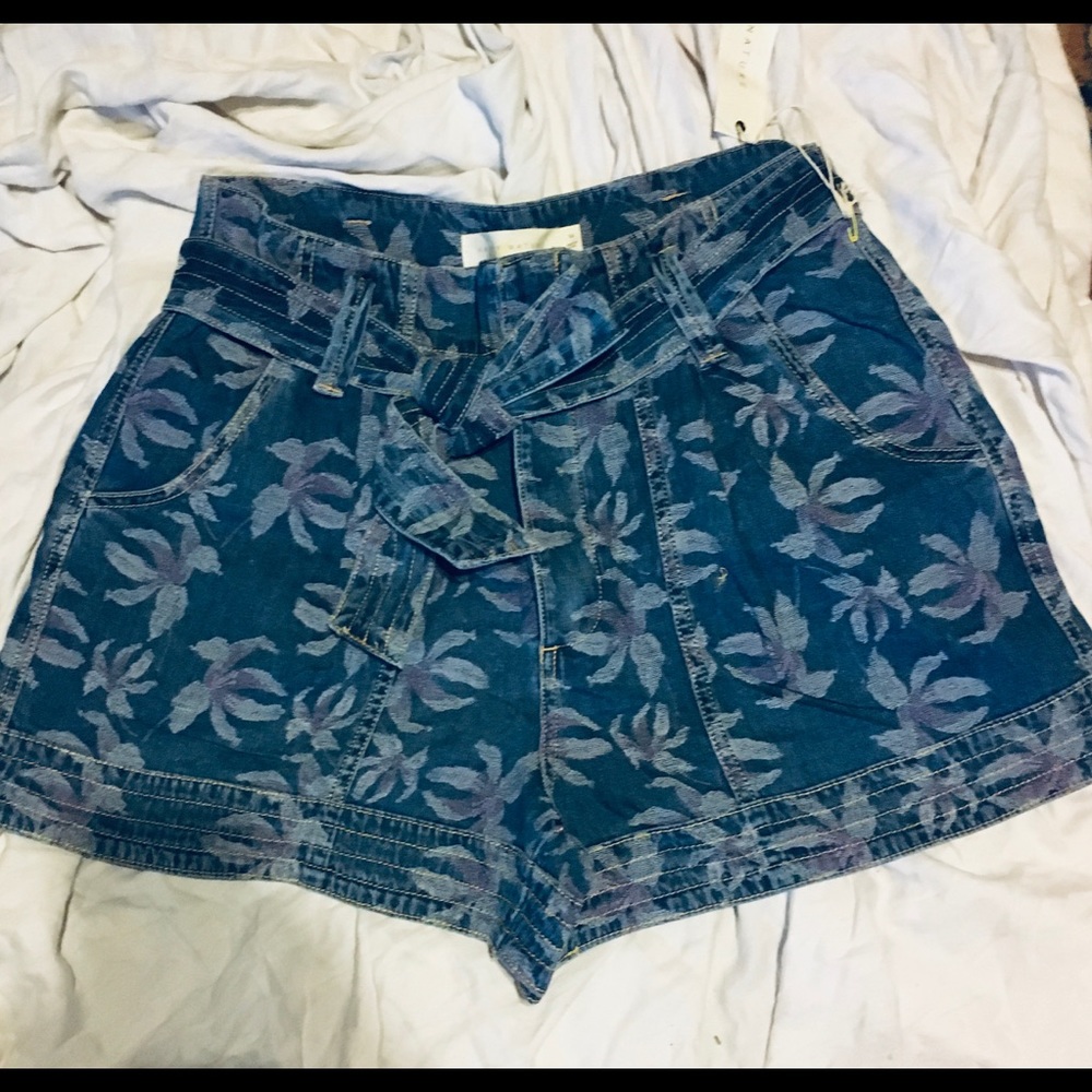HappyxNature shorts by Kate Hudson for NY&Co
